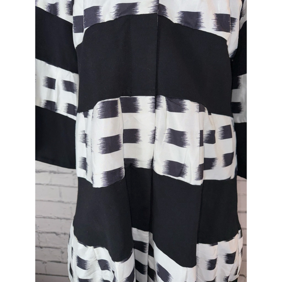 Diane von Furstenberg Black & White Striped Coat Silk Abstract size 6 OVERSIZED - Picture 4 of 11